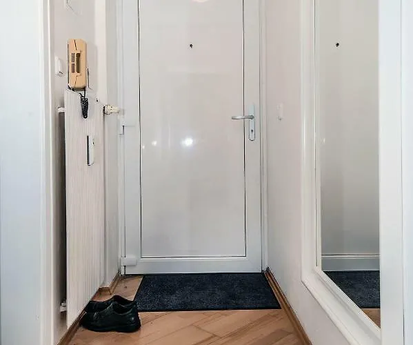 Lovely In Apartment Augsburg